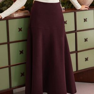 HALARA Cashsoft burgundy A-Line Skirt